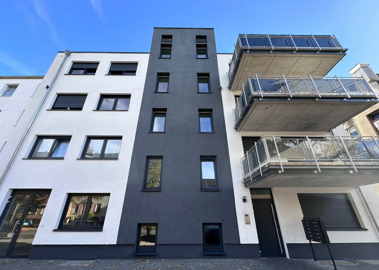 Straßenansicht