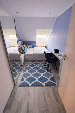 Kinderzimmer - Umfangreich saniertes Reihenmittelhaus mit Garten, Terrasse & Garage – 4 Zimmer, EBK, Bj. 1980