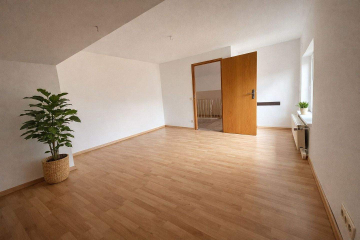 Schlafen - Großzügiges Zuhause für Familien – zwei Etagen mit Dachterrasse, Balkon & Garage