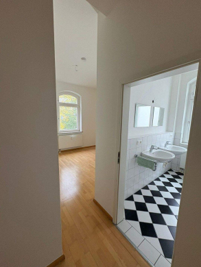 Flur - Historischer Charme trifft modernen Luxus – Exklusive 4-Zimmer-Wohnung in der Reitzensteinkaserne